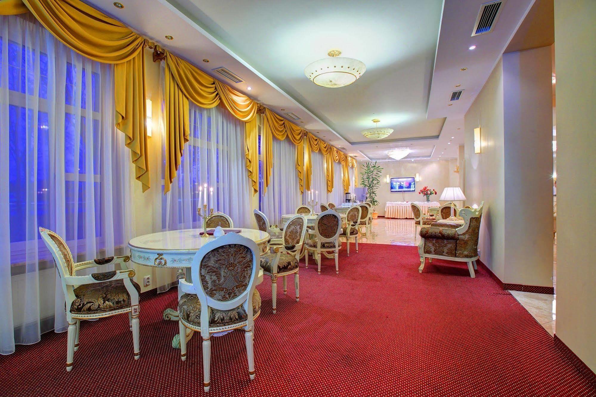 Hotel Holiday Park Warsaw Exterior photo